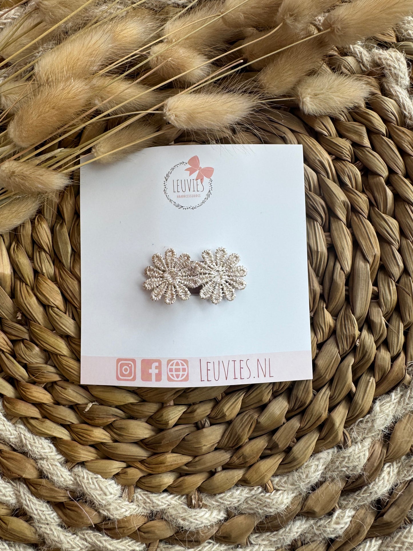 Antislip haarspeldje baby speldje goud bloemetje daisy