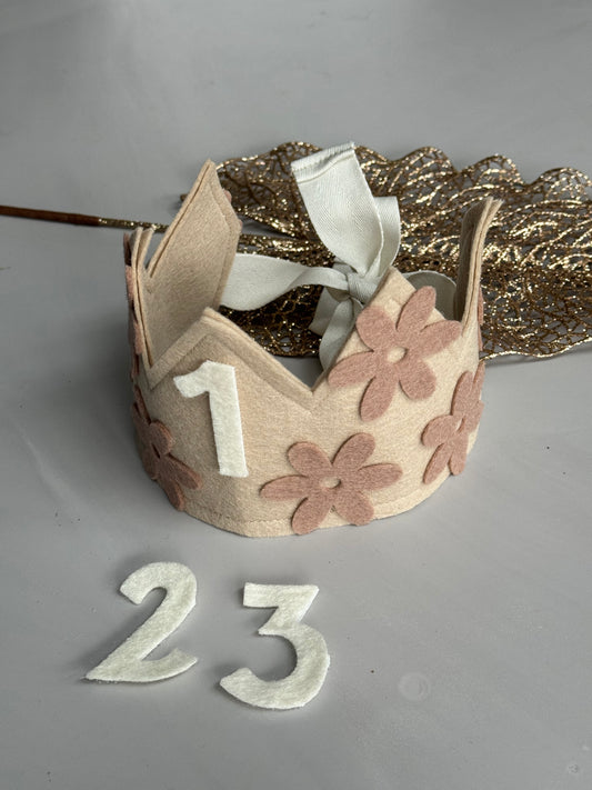 verjaardagskroon 100% wolvilt handgemaakt