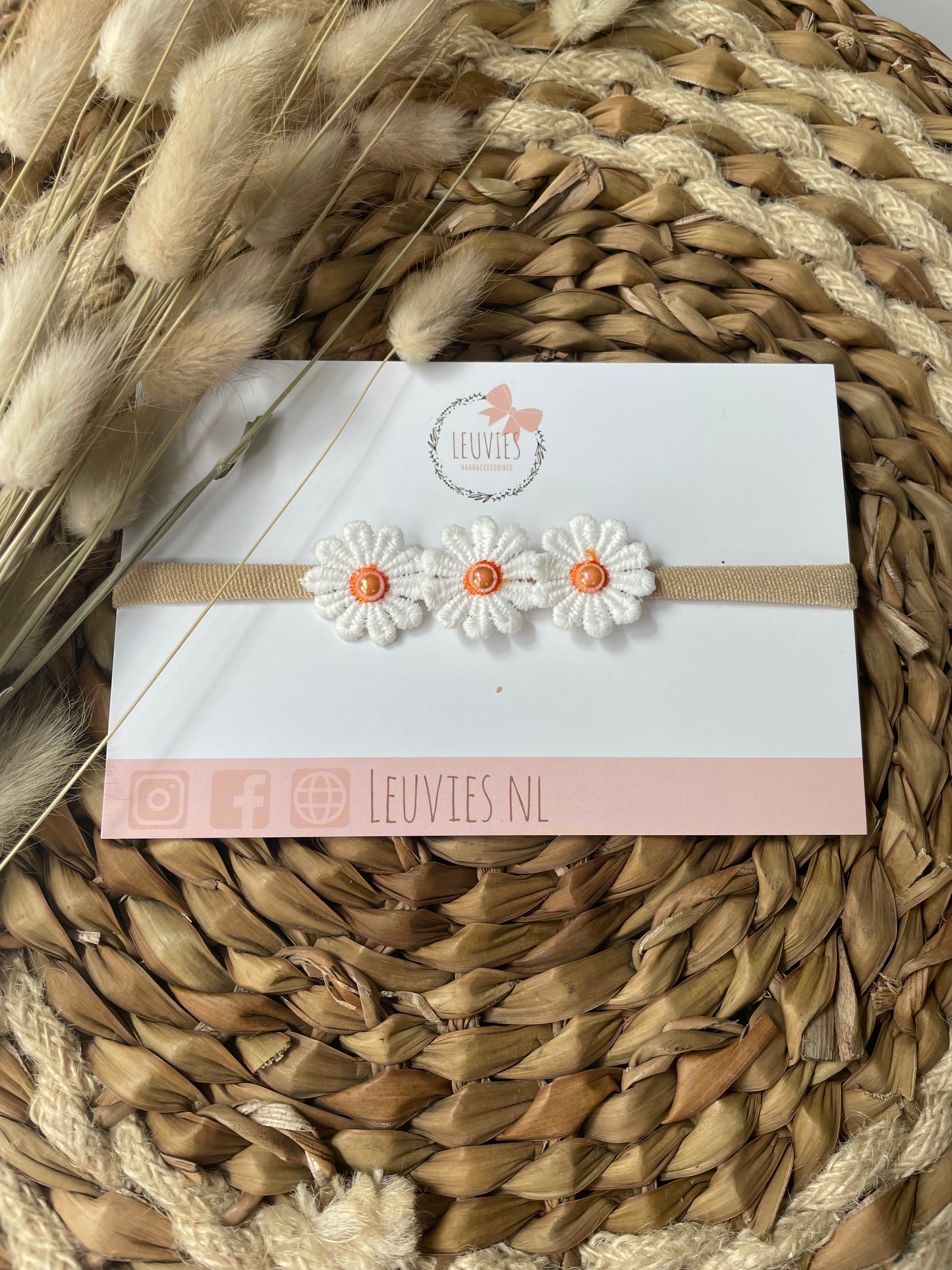 haarbandje bloem daisy wit oranje pareltje