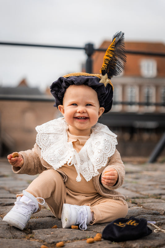 Luxe pieten piet verkleedset pietenmuts pietencape pepernotenzakje met naam gepersonaliseerd