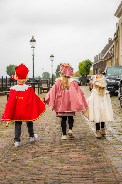 Mijter (met naam) - Luxe van 100% wolvilt | Leuvies