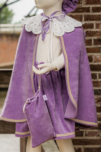Luxe pietencape lila paars onesize te personaliseren met naam.