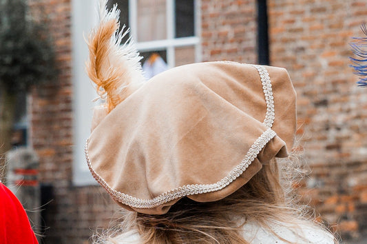(gepersonaliseerde) pietenmuts beige met ster
